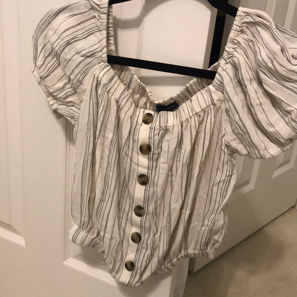 brand new american eagle top